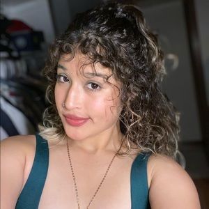 Meet your Posher, Katherine